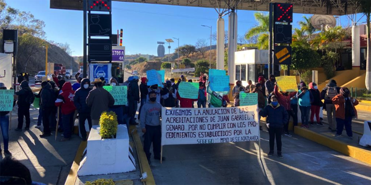 Habitantes de la Mixteca toman la caseta de San Pablo Huitzo | El Imparcial de Oaxaca