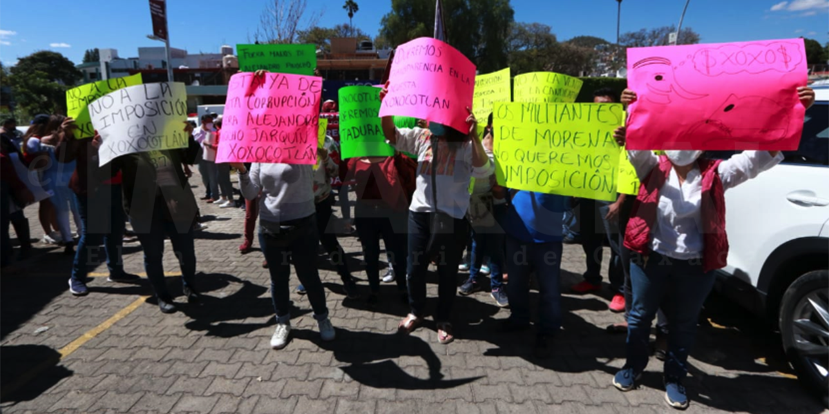 Entre protestas reciben a Mario Delgado en Oaxaca | El Imparcial de Oaxaca