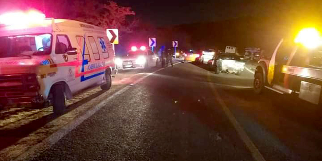 Violenta colisión en la carretera que comunica de Huajuapan-Acatlán de Osorio