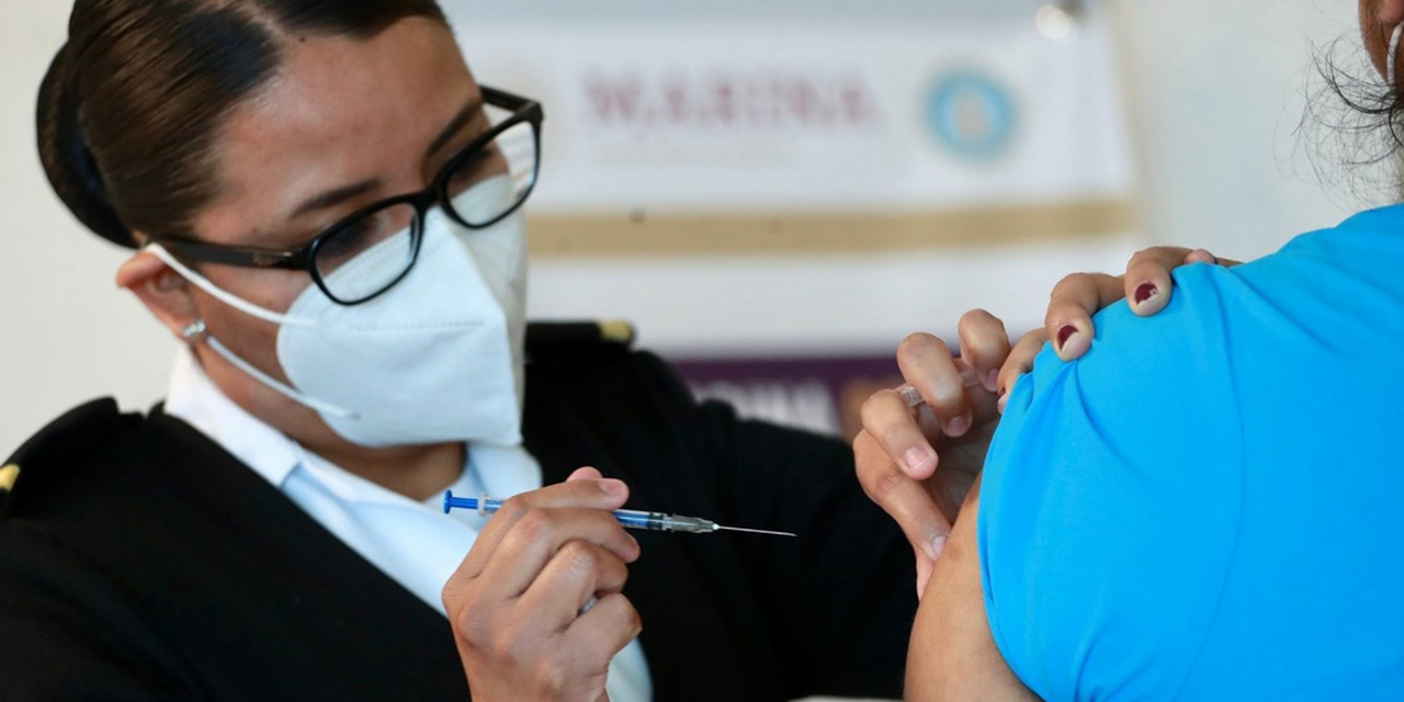 Oaxaca ha recibido 195 mil dosis de vacuna anti Covid-19