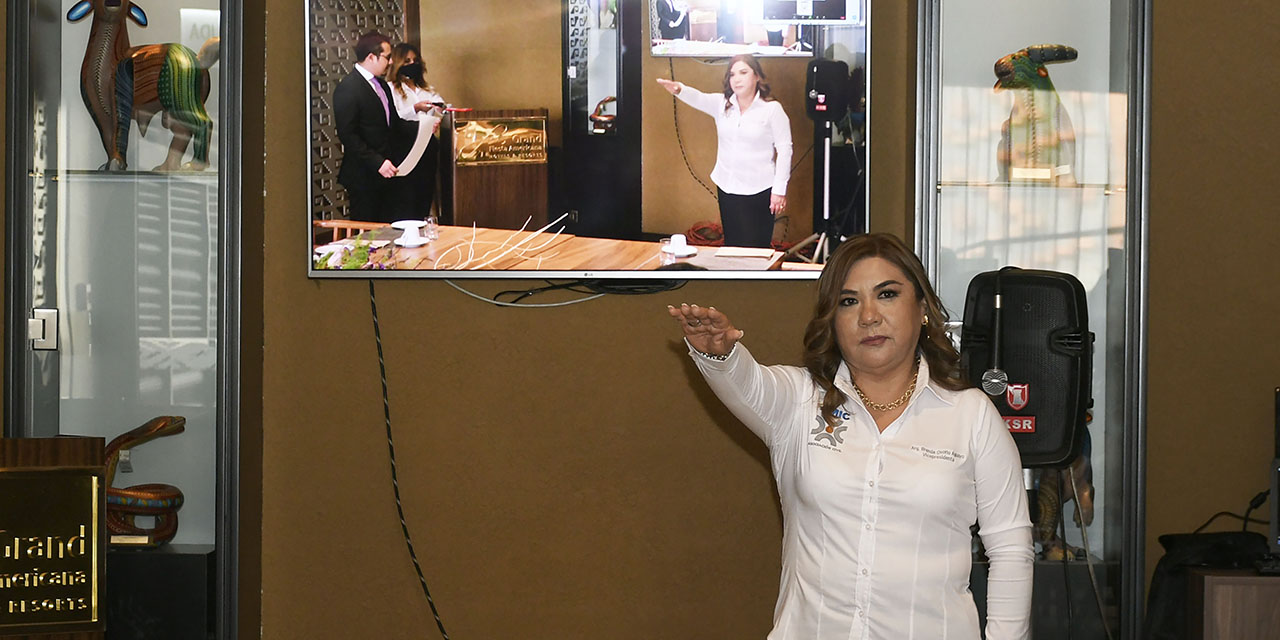 Realizan toma de posesión de AMIC Oaxaca conmemorando el Día de la Mujer