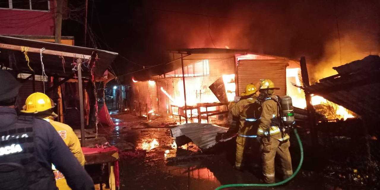 Incendio consume locales de Juchitán | El Imparcial de Oaxaca