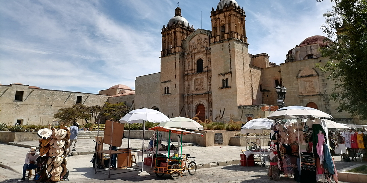 El Pañuelito: de espacio artístico a sitio comercial | El Imparcial de Oaxaca