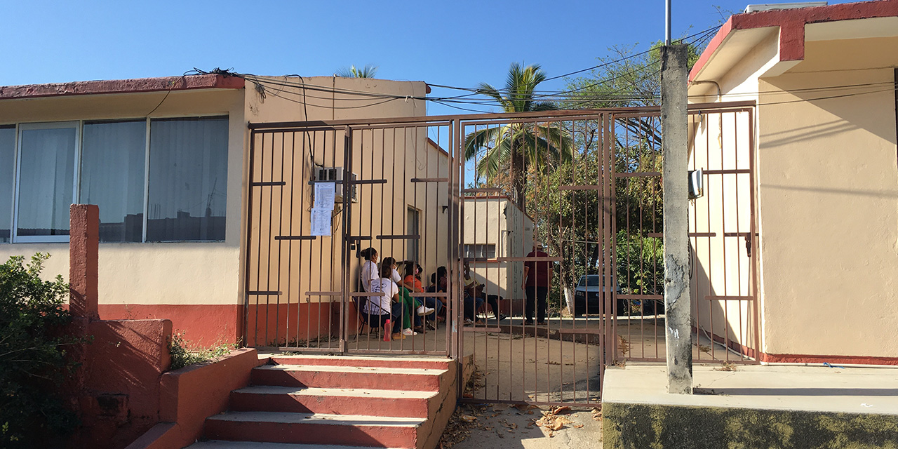 SNTSA detiene labores para exigir vacunas en Pinotepa Nacional | El Imparcial de Oaxaca
