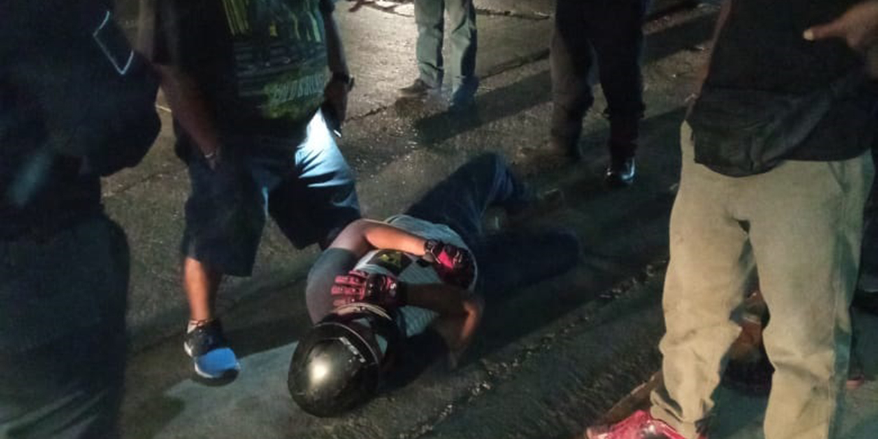 Motociclista derrapa en Salina Cruz | El Imparcial de Oaxaca