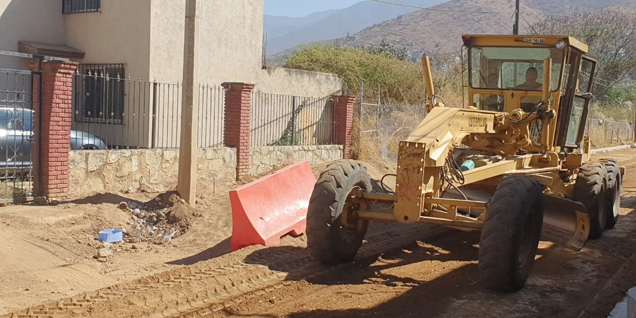 Exigen explicación por la demora de pavimentación en colonias de San Jacinto Amilpas | El Imparcial de Oaxaca