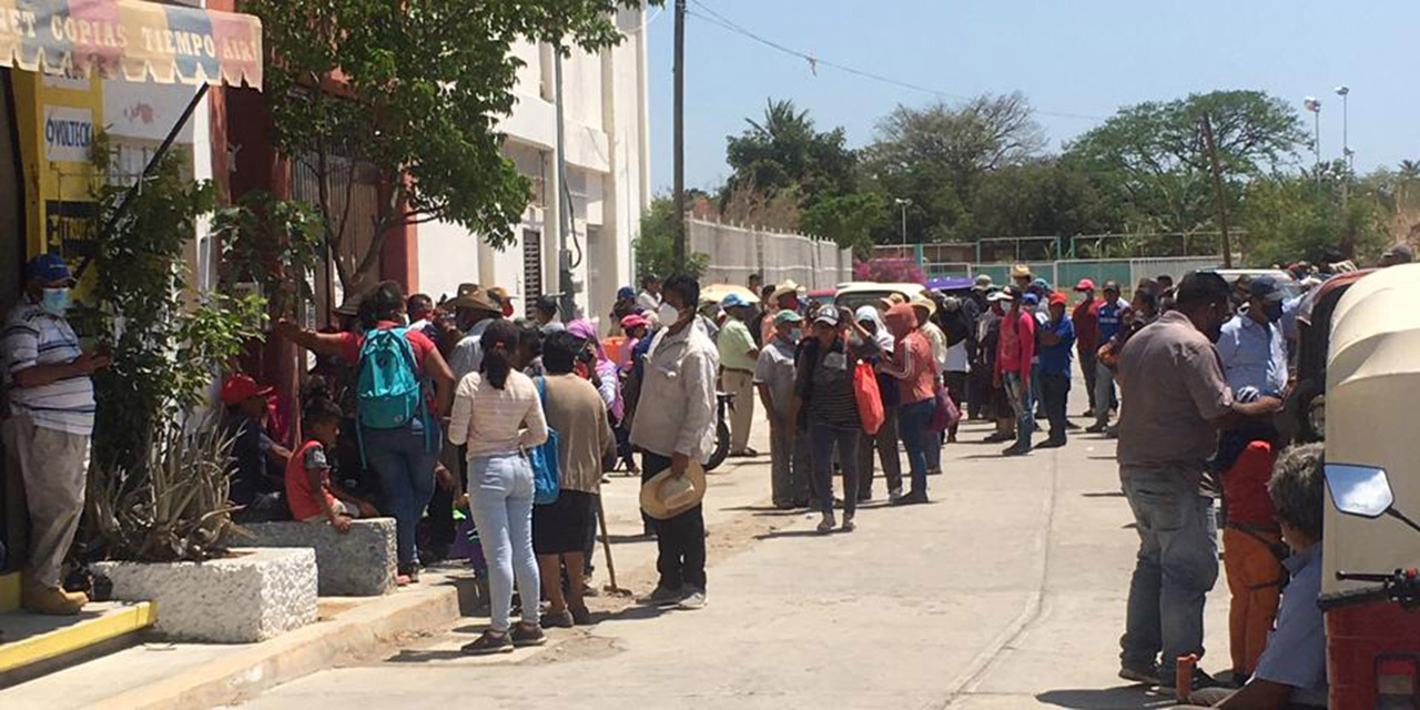 Riesgo latente por explosiones en los trabajos del rompeolas en Salina Cruz