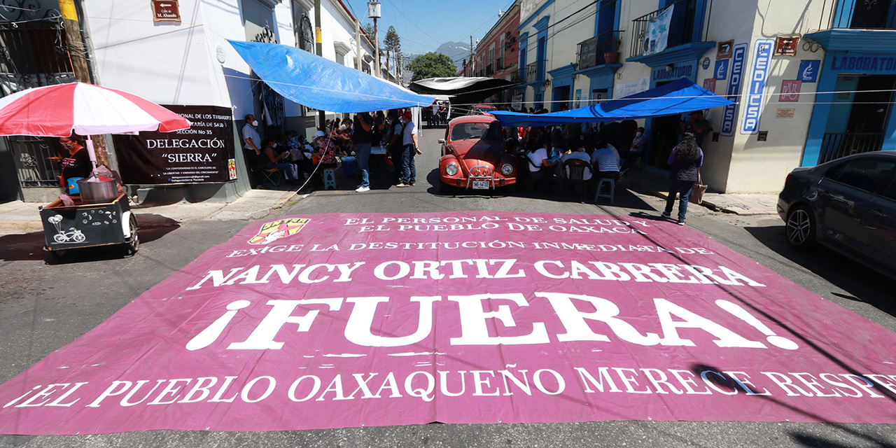 Empleados de salud de Oaxaca exigen vacunación; hay movilizaciones en todo el estado | El Imparcial de Oaxaca