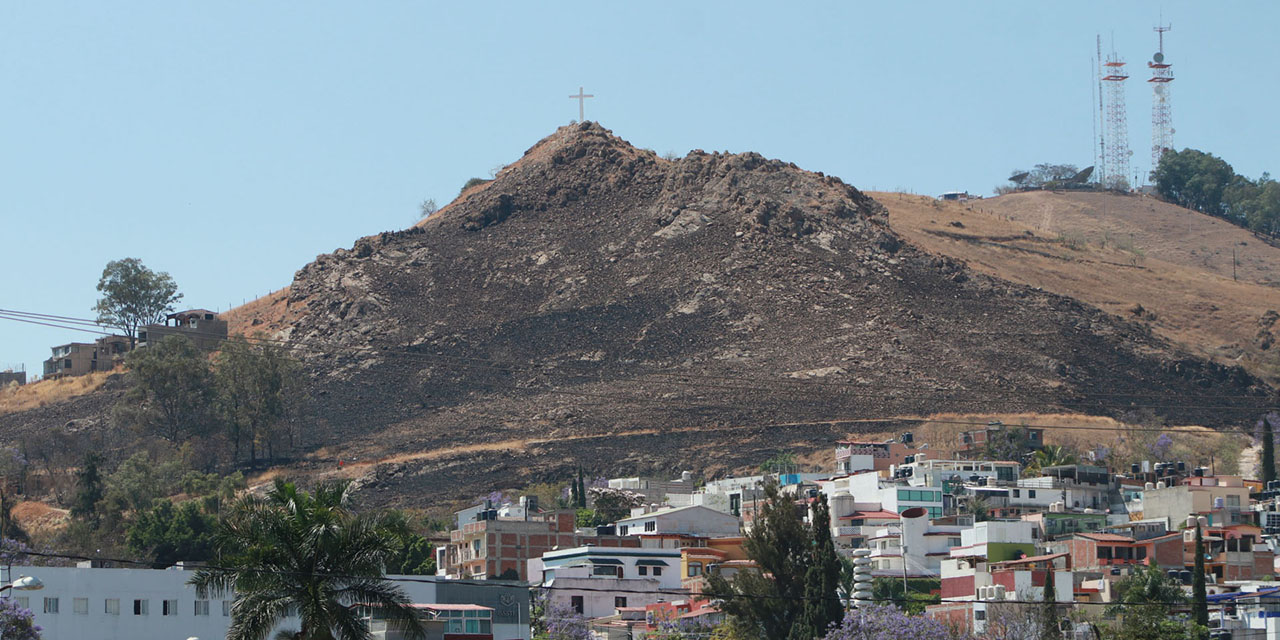 Fuego consumió árboles en el Cerro del Crestón | El Imparcial de Oaxaca