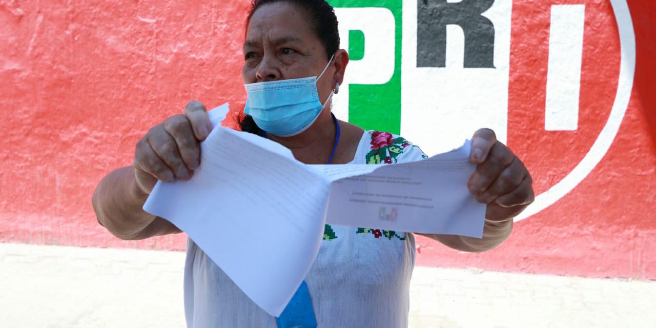 Precandidata a la presidencia municipal de Huautla de Jiménez por el PRI, acusa imposición