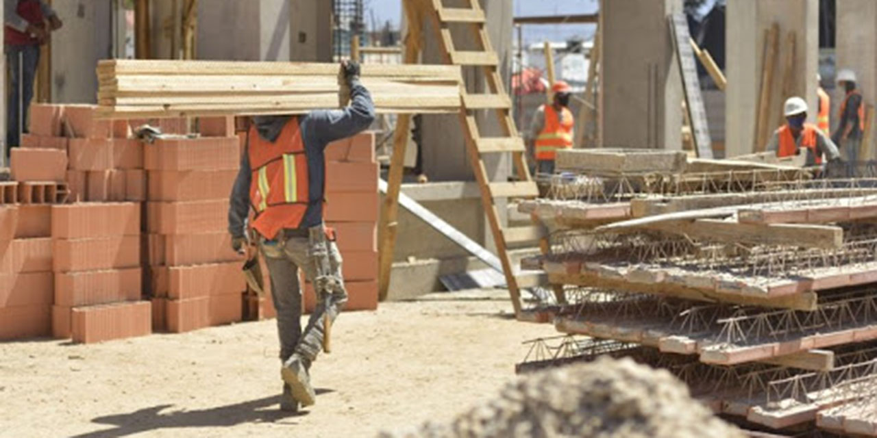 Murat supervisa obras en la capital