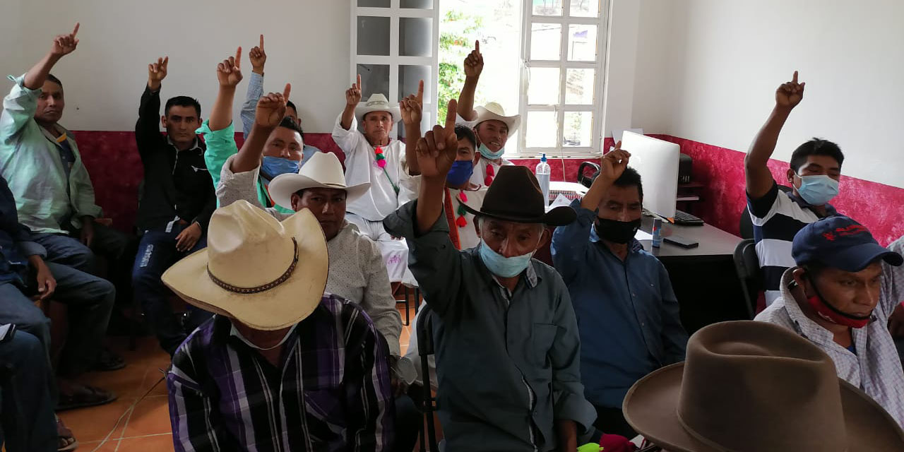 Santiago Ixtayutla pide remoción de Ismael Núñez | El Imparcial de Oaxaca