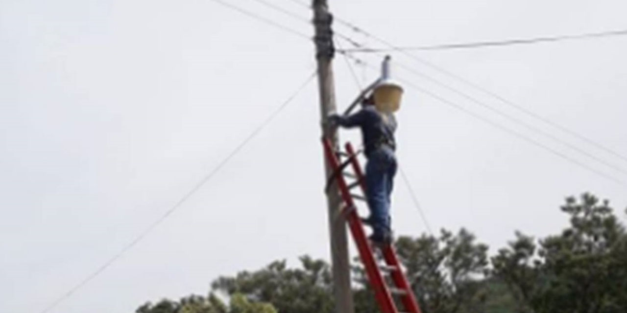 El Limón, en Tehuantepec, sigue sin luz pese a reportes a la CFE | El Imparcial de Oaxaca