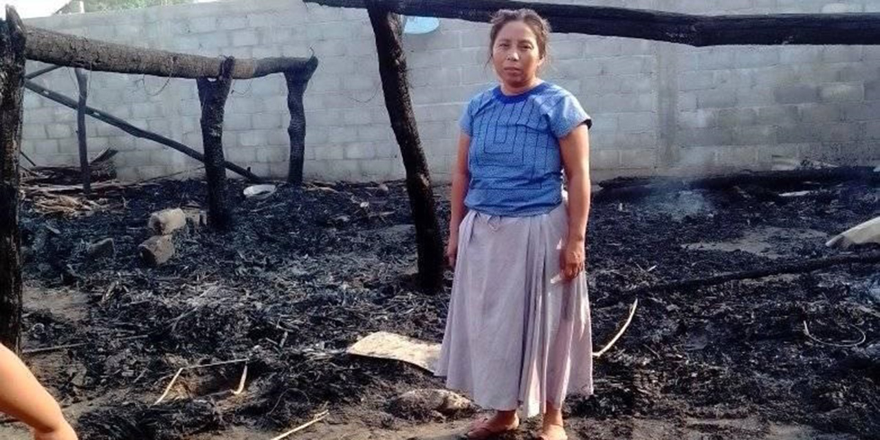 Familia de San Blas lo pierde todo en incendio