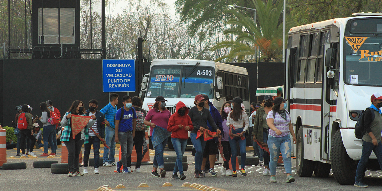 Van 91 vuelos cancelados en Oaxaca por bloqueo de normalistas | El Imparcial de Oaxaca