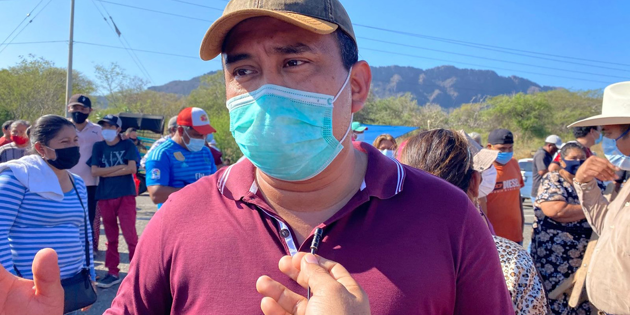 Comuneros de San Blas Atempa se inconforman  por presunta venta de tierras