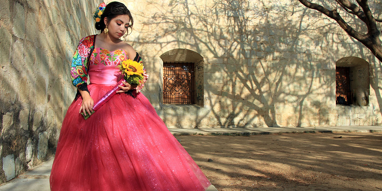Sol Sabina celebra sus XV años | El Imparcial de Oaxaca