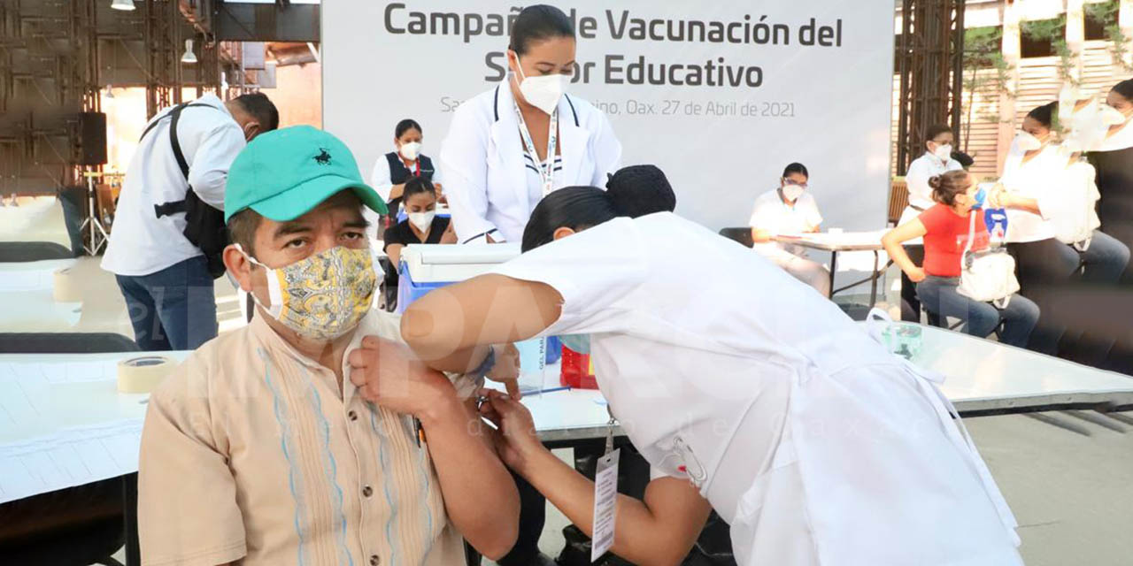 Inicia la vacunación de 117 mil educadores en Oaxaca | El Imparcial de Oaxaca