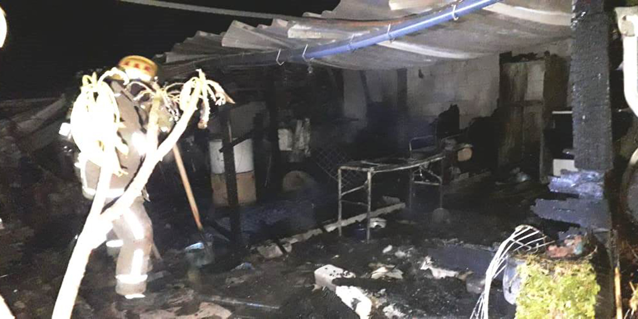 Incendio arrasa con casa habitación en Huajuapan | El Imparcial de Oaxaca