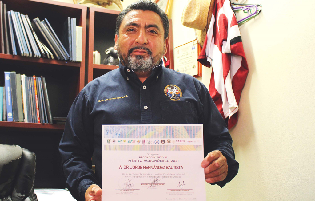Otorgan Mérito Agronómico 2021 a investigador de Veterinaria de la UABJO | El Imparcial de Oaxaca Otorgan Mérito Agronómico 2021 a investigador de Veterinaria de la UABJO | El Imparcial de Oaxaca