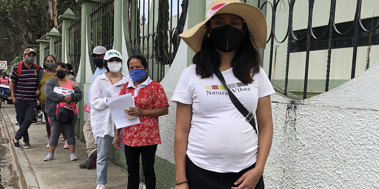 Inicia vacunación emergente para adultos de 50 a 59 años en Oaxaca | El Imparcial de Oaxaca