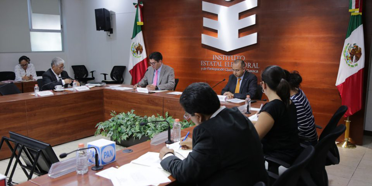 Pelean candidaturas en tribunales