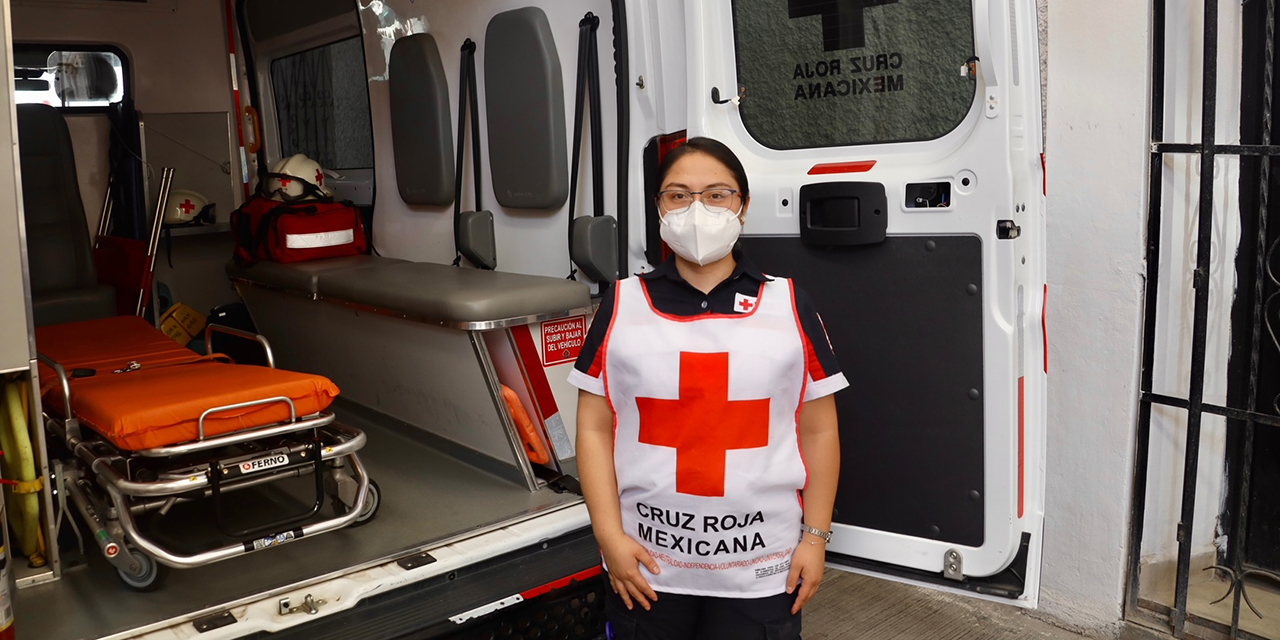 Voluntarios de la Cruz Roja siguen esperando la vacuna | El Imparcial de Oaxaca