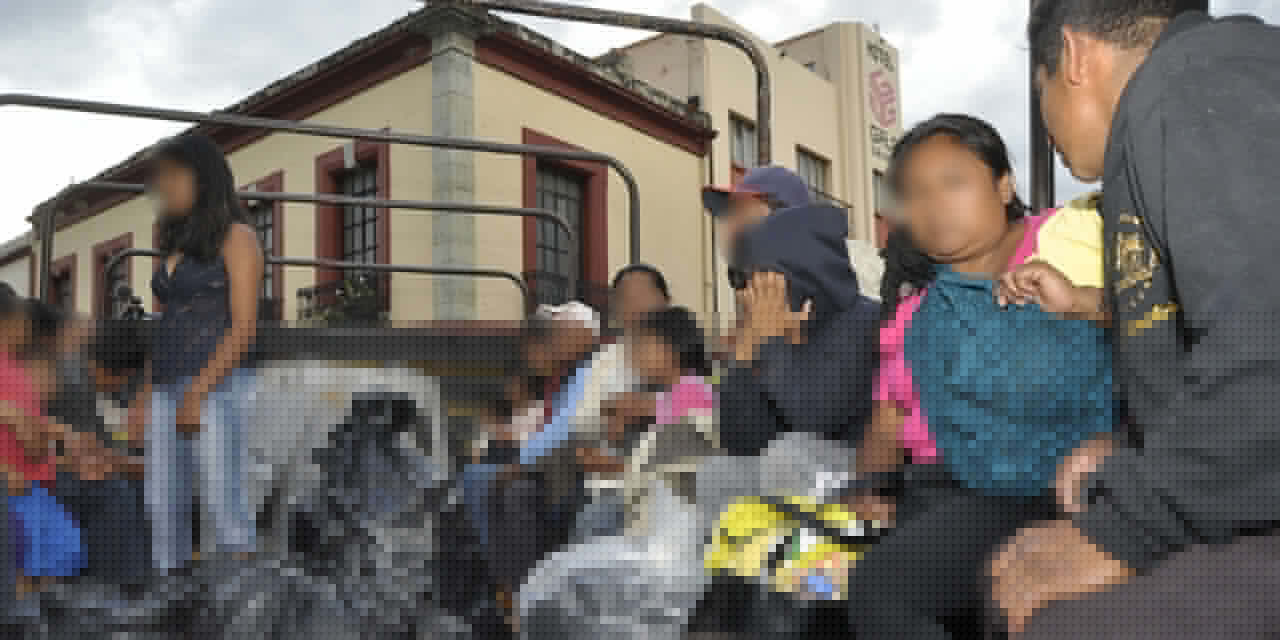 Violencia y clima desplazan a casi 5 mil oaxaqueños | El Imparcial de Oaxaca Violencia y clima desplazan a casi 5 mil oaxaqueños | El Imparcial de Oaxaca