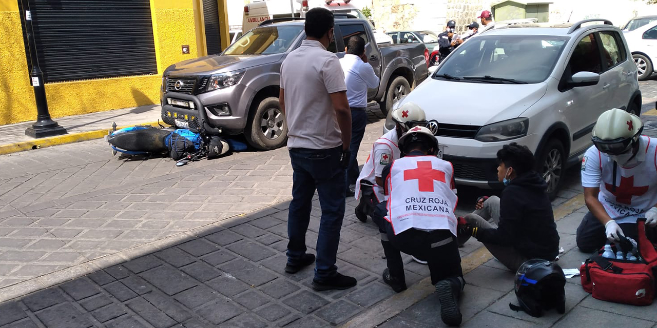 Choque en el centro de Oaxaca deja dos lesionados | El Imparcial de Oaxaca Choque en el centro de Oaxaca deja dos lesionados | El Imparcial de Oaxaca