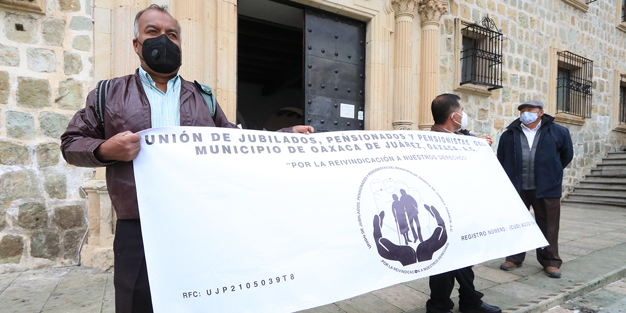 Jubilados reclaman pago de finiquitos al Ayuntamiento | El Imparcial de Oaxaca Jubilados reclaman pago de finiquitos al Ayuntamiento | El Imparcial de Oaxaca