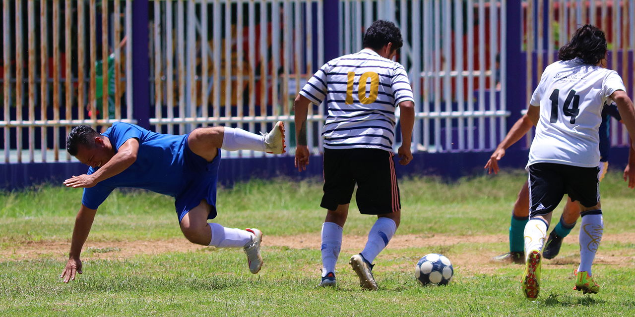 Volvió el futbol a las canchas de Ixcotel | El Imparcial de Oaxaca Volvió el futbol a las canchas de Ixcotel | El Imparcial de Oaxaca