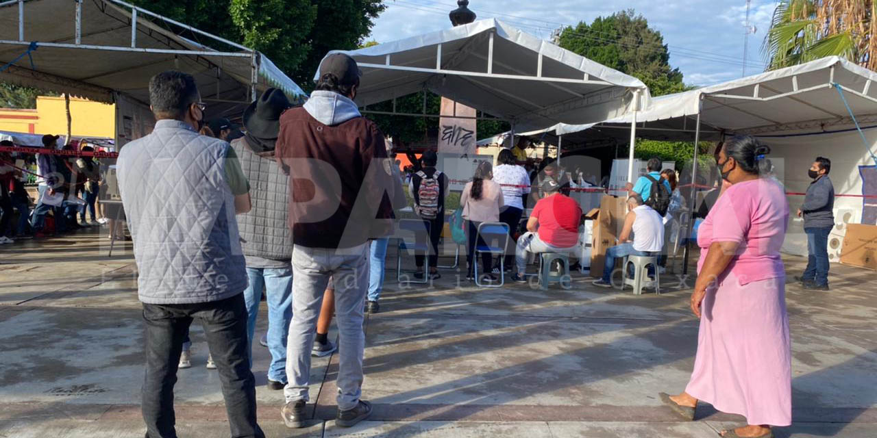 Con desorganización inicia votación en Tlacolula | El Imparcial de Oaxaca