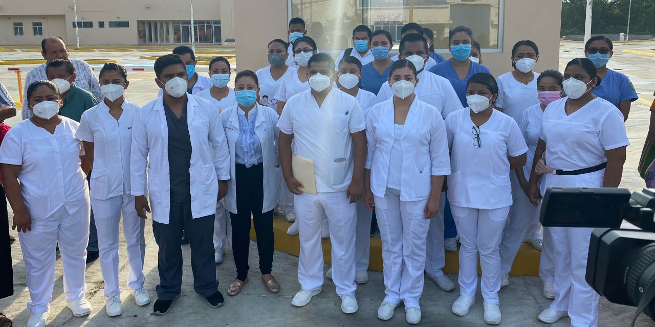 Sin certeza laboral médicos y enfermeras tras el cierre del Hospital INSABI Materno Infantil Juchitán, Oaxaca | El Imparcial de Oaxaca