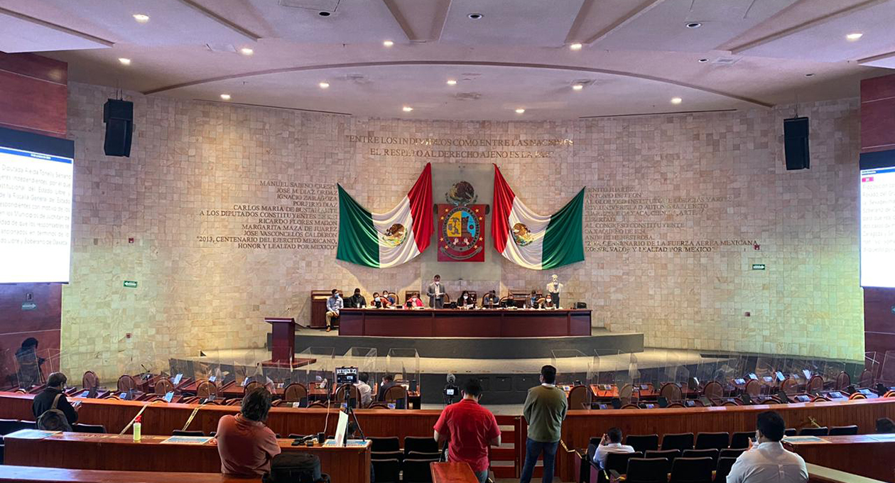 Abogados, la voz cantante en la próxima 65 legislatura | El Imparcial de Oaxaca Abogados, la voz cantante en la próxima 65 legislatura | El Imparcial de Oaxaca