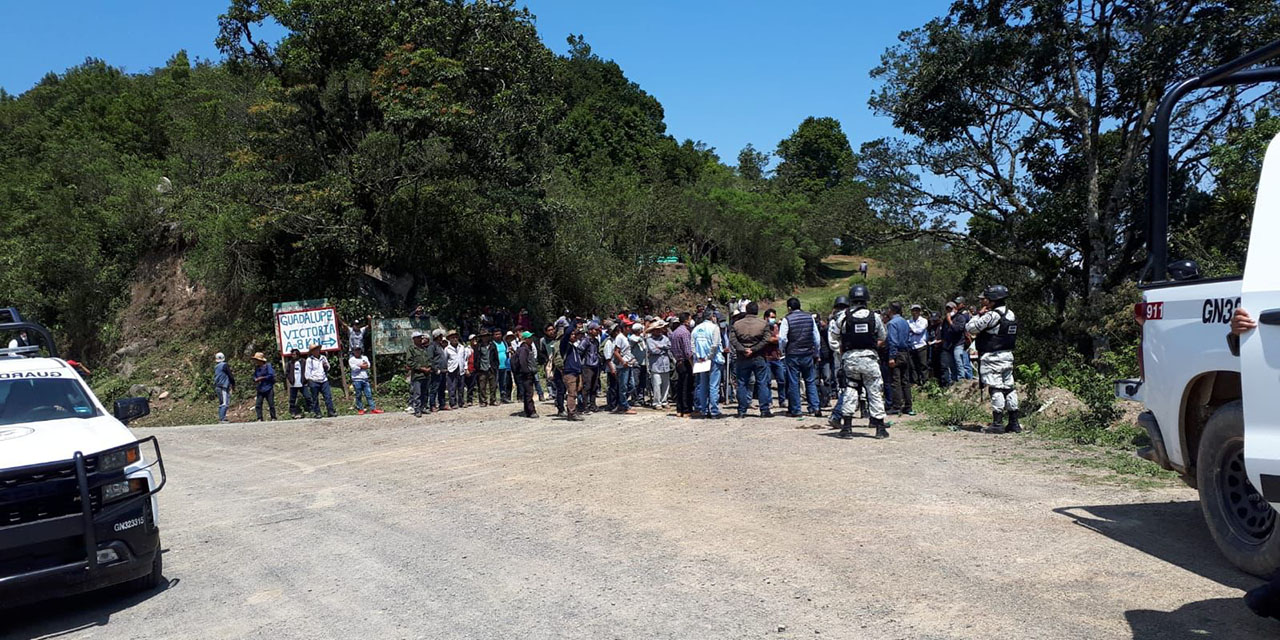 Desplazados bloquean obra de autopista al Istmo