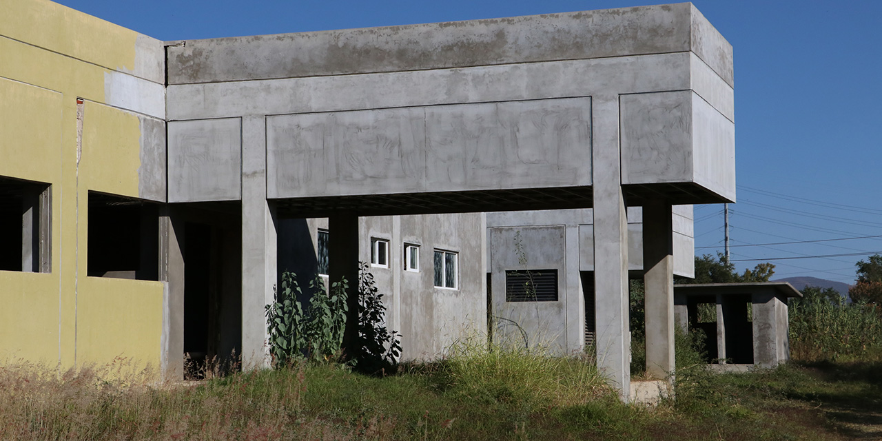 4T abandona a 55 hospitales en Oaxaca | El Imparcial de Oaxaca