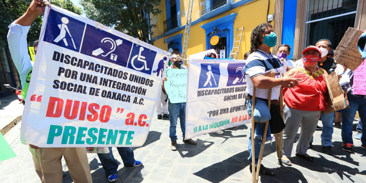 Comerciantes de Oaxaca realizan marcha de Santo Domingo al Zócalo | El Imparcial de Oaxaca