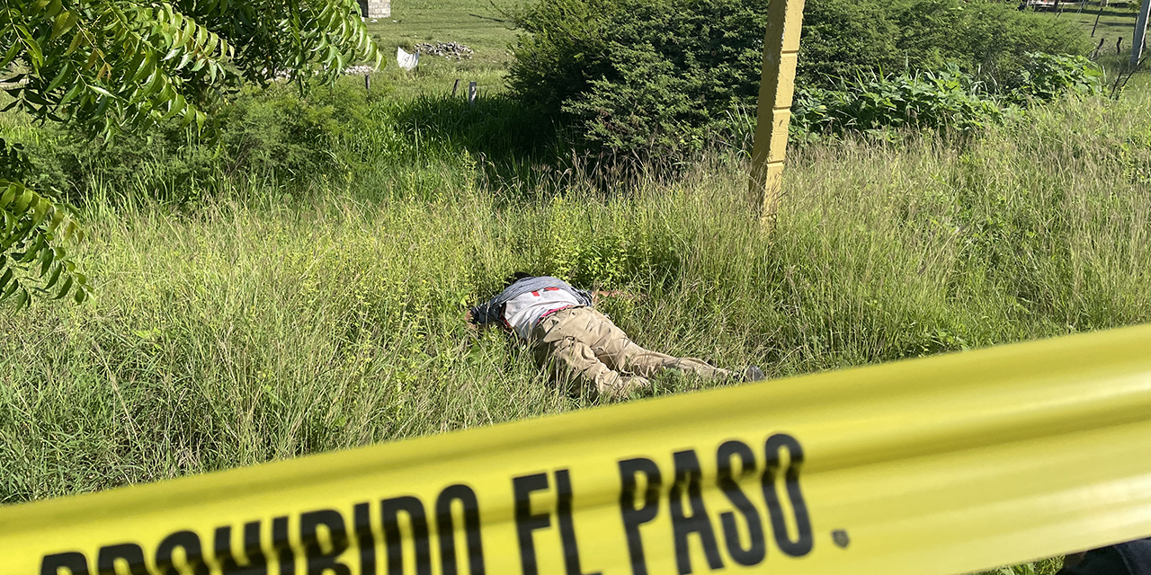 Aparece muerto a orilla de la carretera | El Imparcial de Oaxaca
