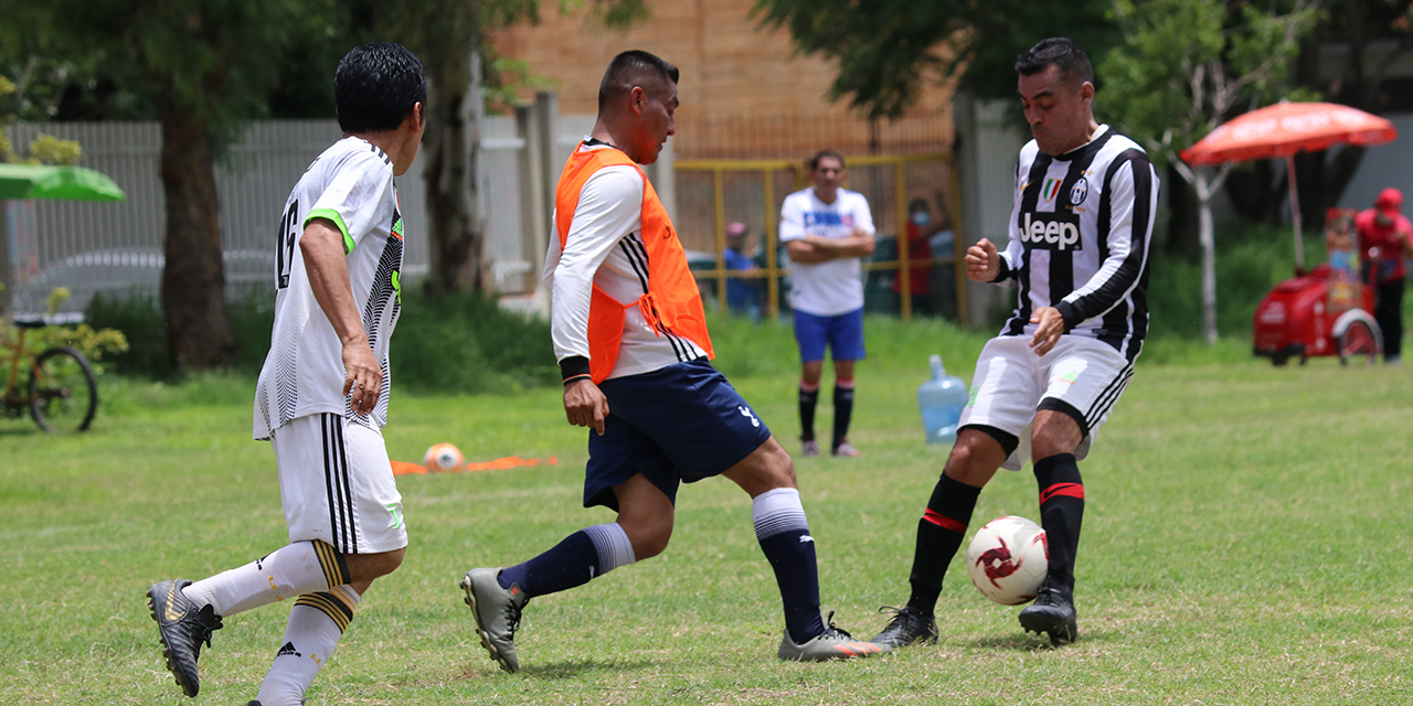 Llevan cuatro semanas de futbol en la Liga Premier | El Imparcial de Oaxaca