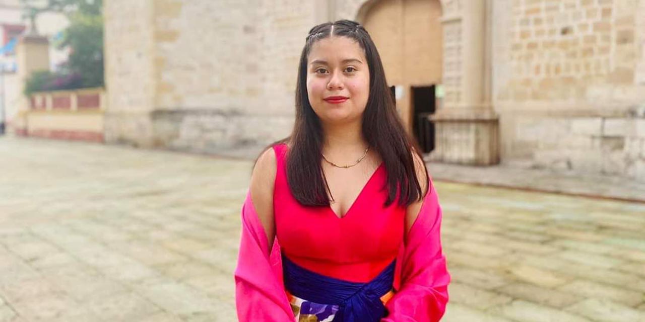 Fátima festeja sus quince primaveras | El Imparcial de Oaxaca