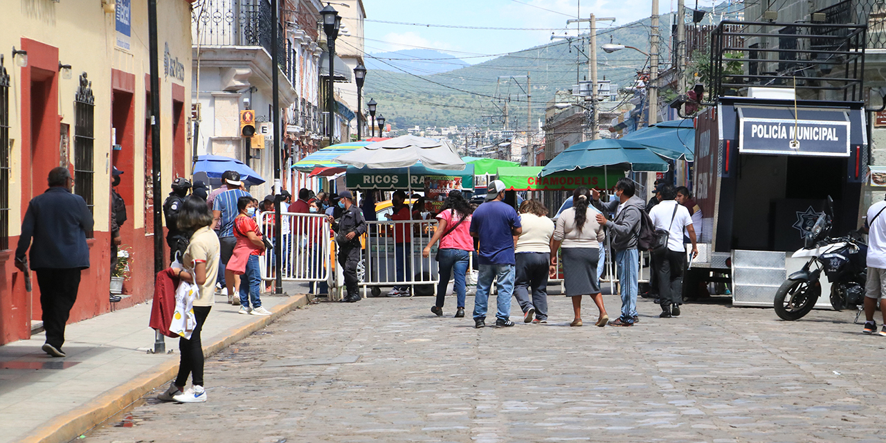 Comerciantes abarcan nuevas vías del Centro Histórico de Oaxaca | El Imparcial de Oaxaca Comerciantes abarcan nuevas vías del Centro Histórico de Oaxaca | El Imparcial de Oaxaca
