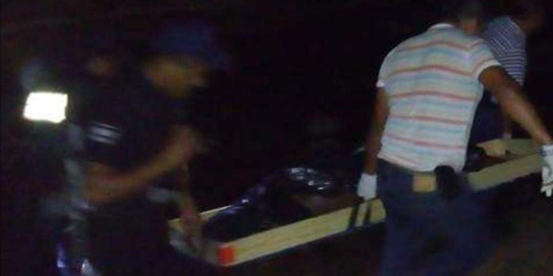 Joven de 17 años sale por la puerta falsa | El Imparcial de Oaxaca Joven de 17 años sale por la puerta falsa | El Imparcial de Oaxaca