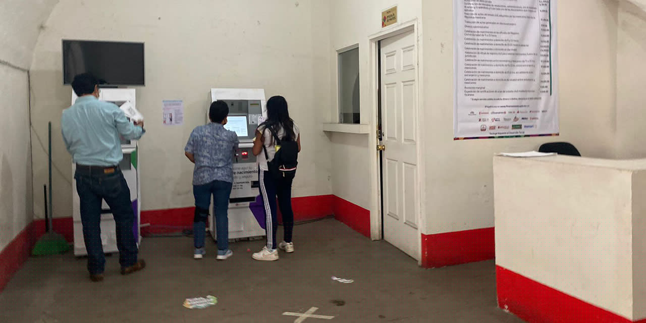 Registro Civil fija precios y no los respeta; crece inconformidad | El Imparcial de Oaxaca Registro Civil fija precios y no los respeta; crece inconformidad | El Imparcial de Oaxaca