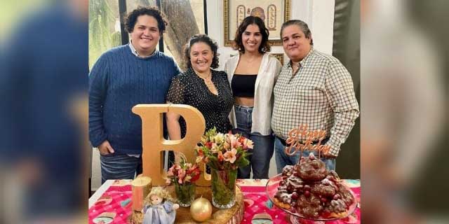 Celebran a Regina con cariño | El Imparcial de Oaxaca Celebran a Regina con cariño | El Imparcial de Oaxaca