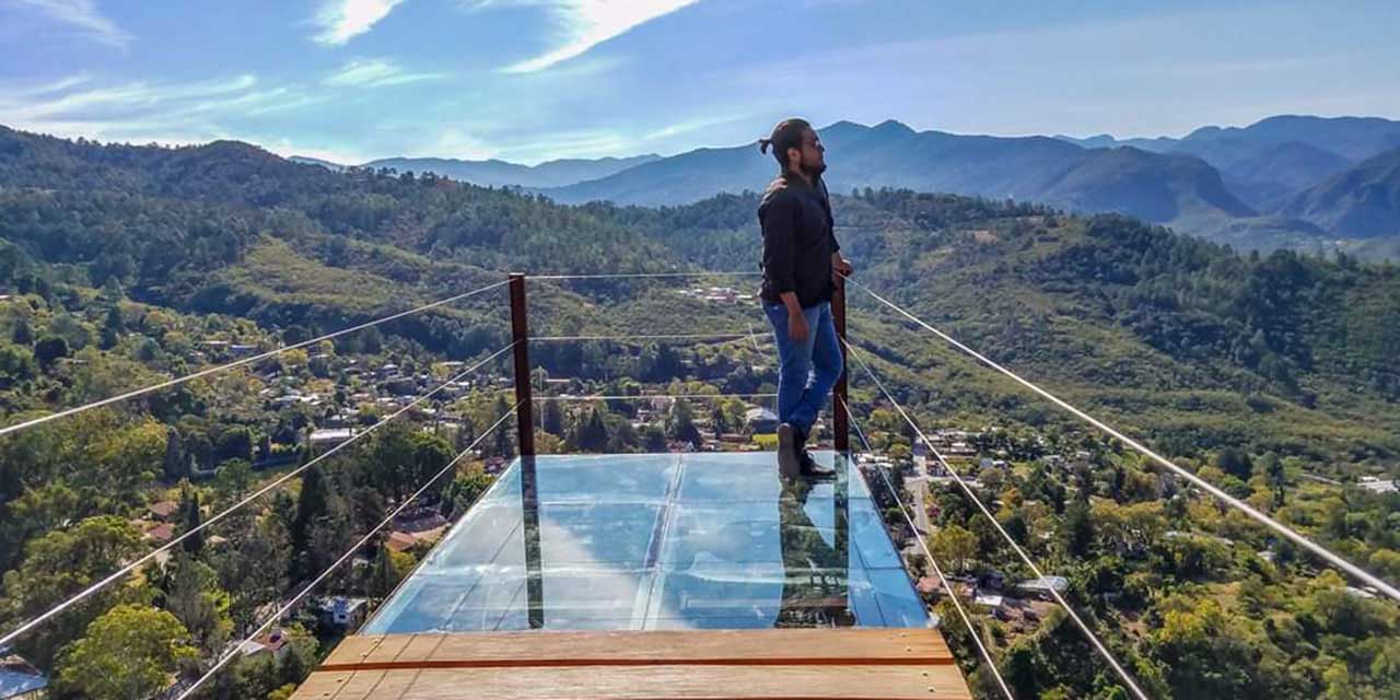 Para las fiestas patrias, podrían abrir mirador de cristal de Ixtlán | El Imparcial de Oaxaca Para las fiestas patrias, podrían abrir mirador de cristal de Ixtlán | El Imparcial de Oaxaca