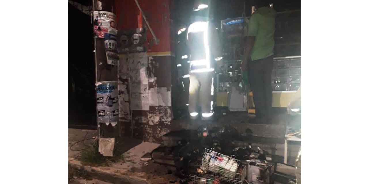 Arde en llamas tienda en Huajuapan | El Imparcial de Oaxaca