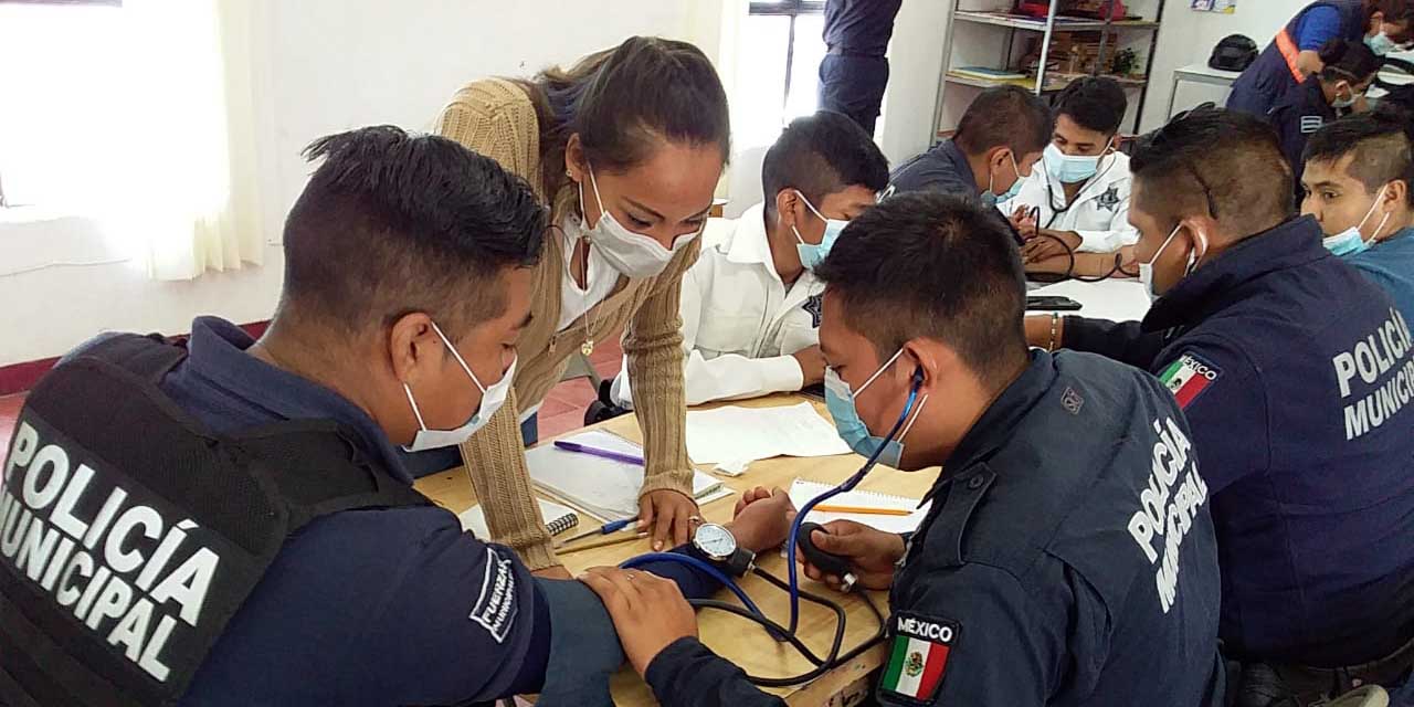 Imparten taller de primeros auxilios en Huajuapan de León | El Imparcial de Oaxaca