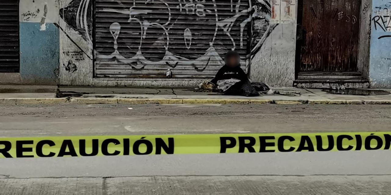 Muere en la vía pública durante la madrugada; sin hogar y sin nombre | El Imparcial de Oaxaca Muere en la vía pública durante la madrugada; sin hogar y sin nombre | El Imparcial de Oaxaca