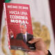 López Obrador presume su nuevo libro en la mañanera: “Les aseguro que no se van a aburrir”