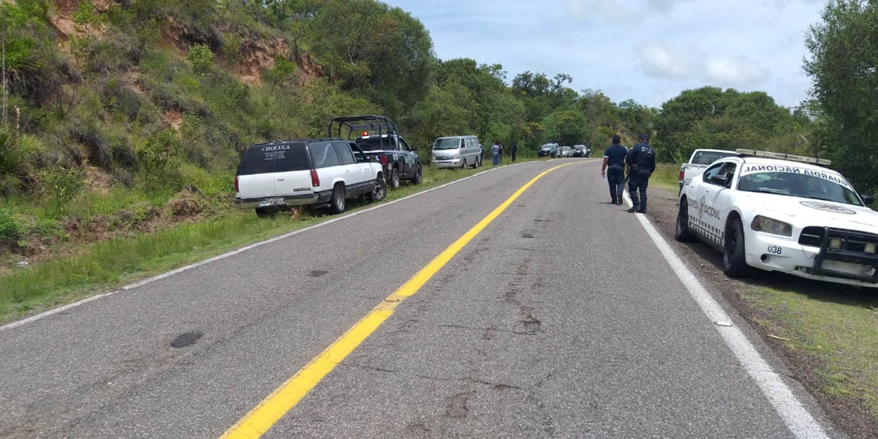 Macabro hallazgo en carretera Huajuapan-Acatlán | El Imparcial de Oaxaca Macabro hallazgo en carretera Huajuapan-Acatlán | El Imparcial de Oaxaca